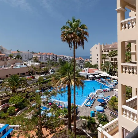 In Tenerife * 洛斯克里斯蒂亚诺斯